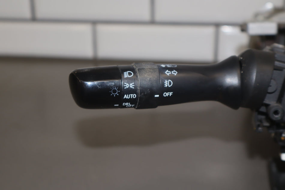 2012 Toyota Sienna XLE Steering Column