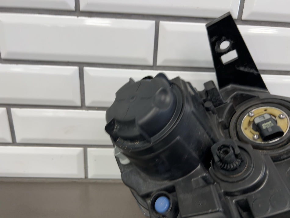 2016 Jeep Grand Cherokee- HEADLAMP ASSEMBLY