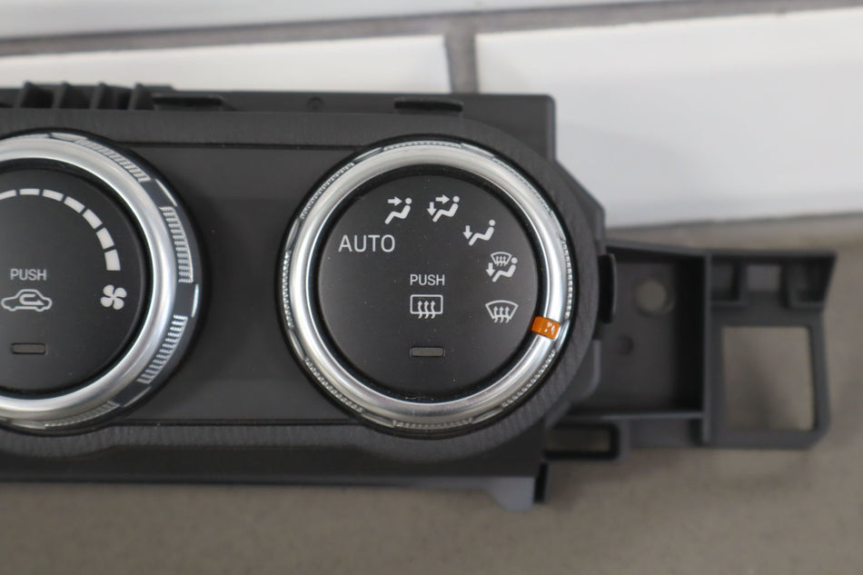 2018 Fiat 124 Spider- Heater/AC Controls