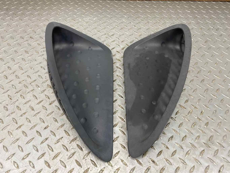 00-07 Toyota MR2 Spyder Quarter Air Duct Grill Pair