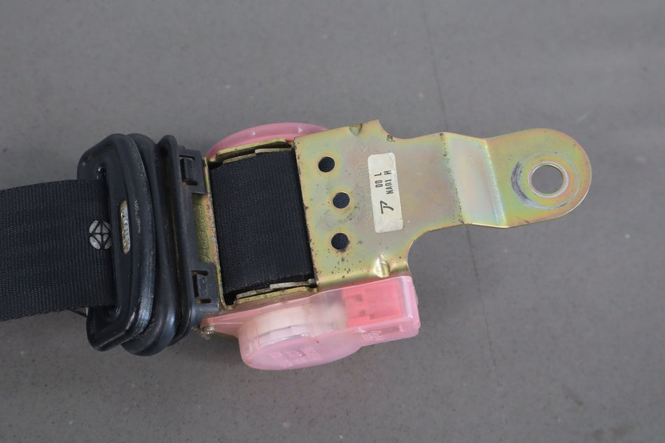 1991 Mazda MX-5 Miata- Front Seat Belt