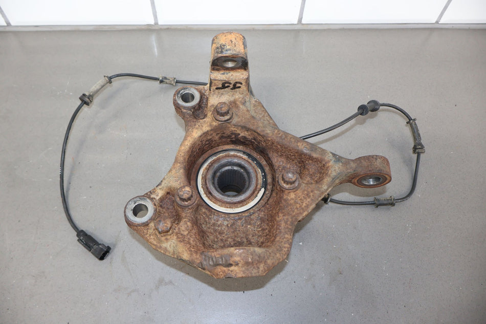 2012 Jeep Wrangler Left Front Spindle