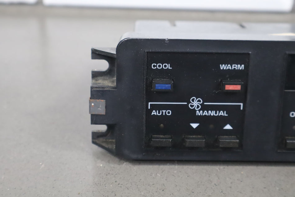 1986-1989 Chevrolet Corvette C4 Digital Climate Control