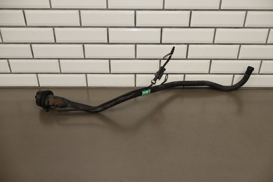 08-14 Dodge Challenger Fuel Filler Neck