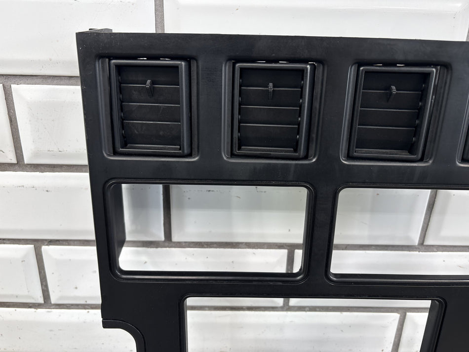 84-89 Chevy C4 Corvette Front Console Trim Bezel (Black)