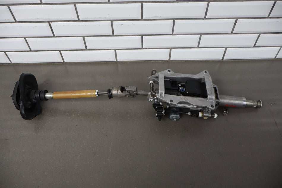 2011-2018 Porsche Cayenne Steering Column