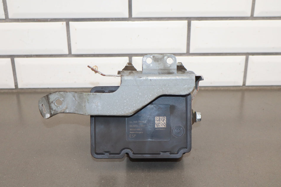 08-15 Mitsubishi Lancer Evo X ABS Pump Module 4670A892