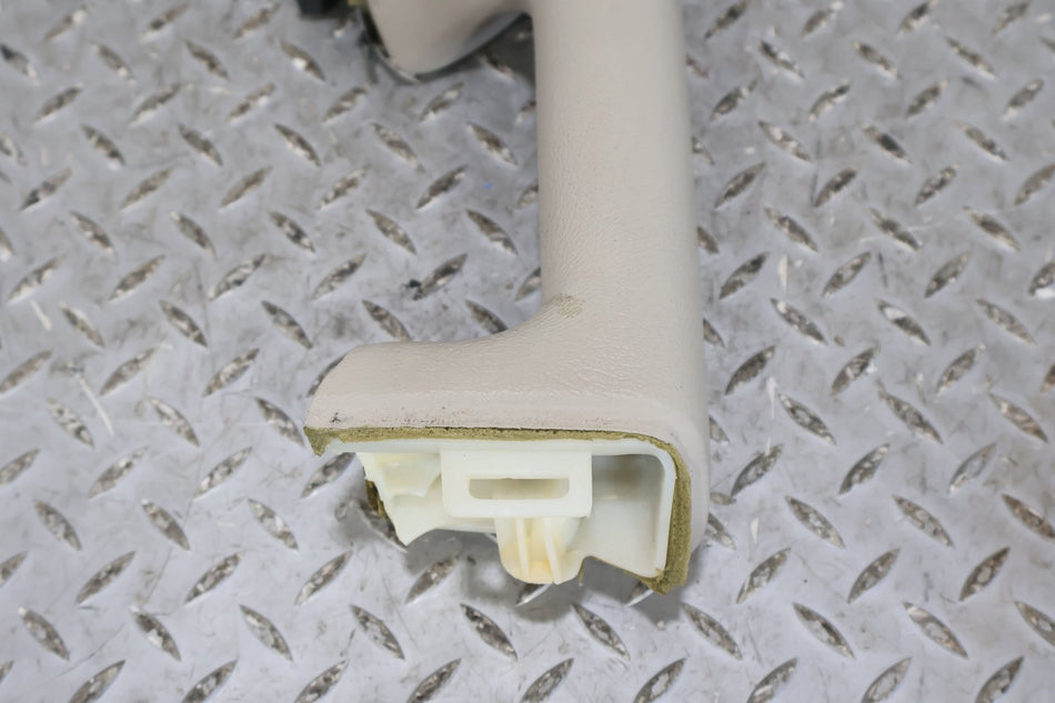 2005 Cadillac Escalade ESV- Armrest