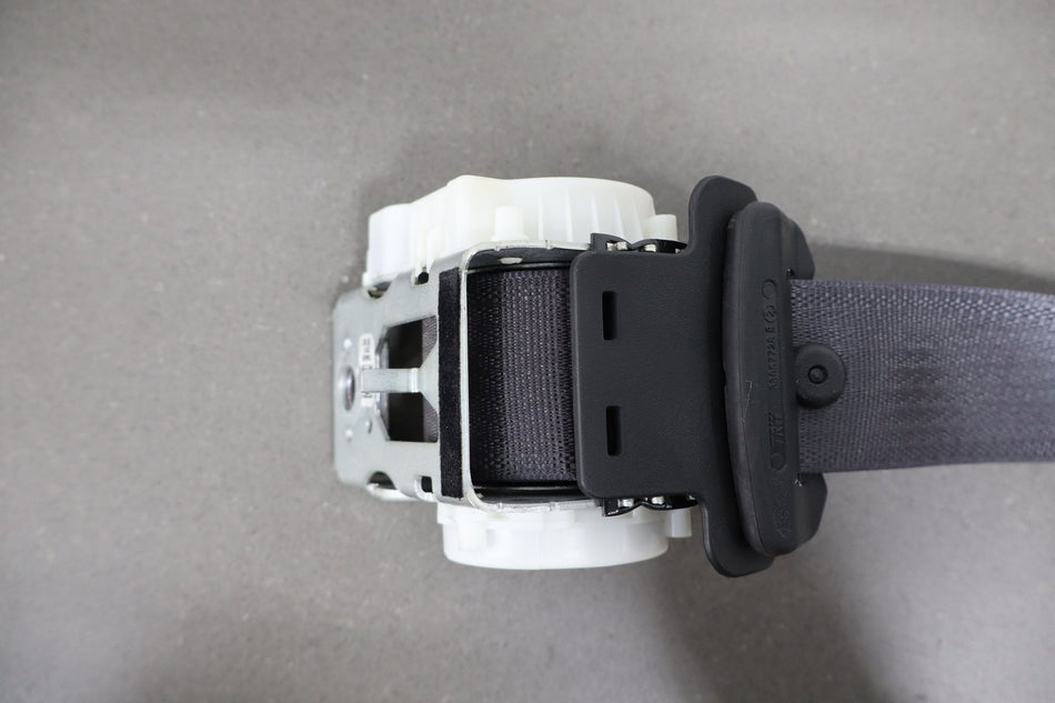 2015 Chevrolet Camaro- Rear Seat Belt