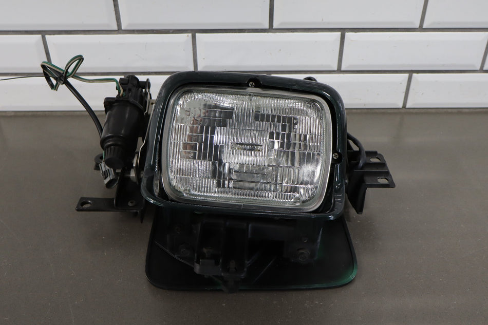 1990-1996 Chevrolet Corvette C4 Left Headlamp Polo Green