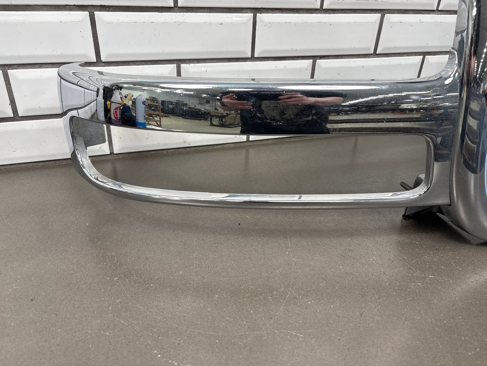 01-02 GMC Sierra 2500HD OEM Chrome Front Grille Assembly