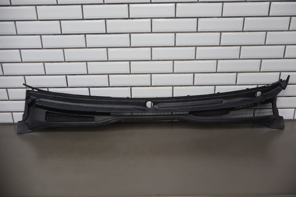2003-2009 Toyota 4Runner Cowl Vent Panel 5570835071 OEM