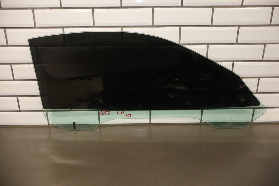 1997-2004 Chevrolet Corvette Left Front Door Window 10403190 OEM