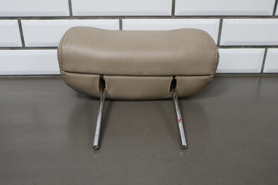 1997 Toyota Land Cruiser FZJ80 Right Front Seat Head Rest
