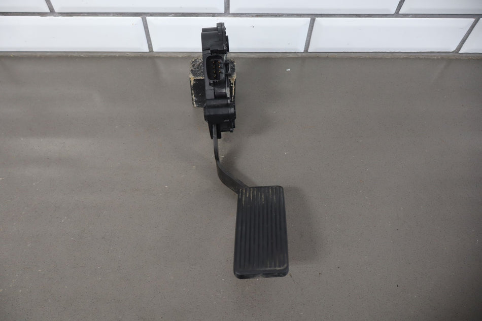 2006 Ford F-250 Super Duty- Pedal Assembly