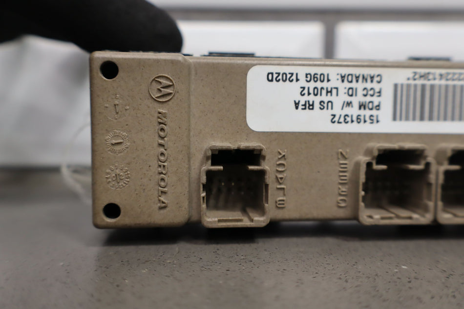 2003 Hummer H2- Front Door Switch