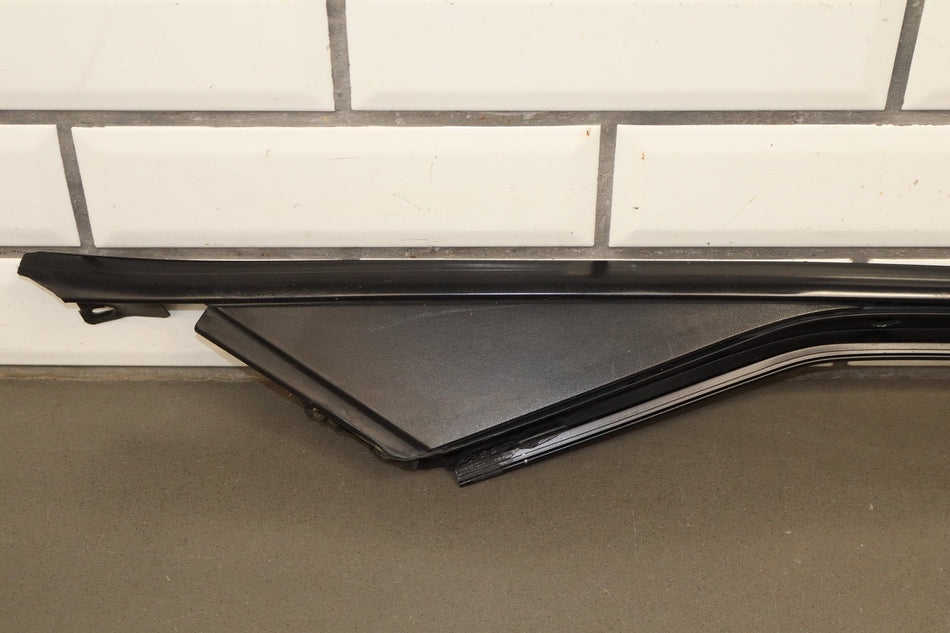 1997-2004 C5 Corvette Left LH Exterior A-Pillar Panel 10246977