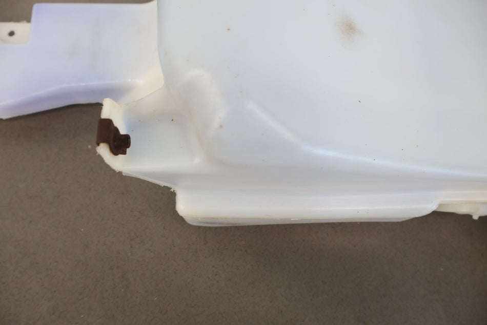 2006 GMC Sierra 2500- Washer Bottle