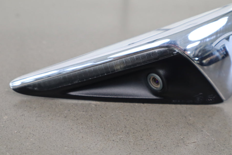 16-21 Tesla Model X Right Fender Camera OEM