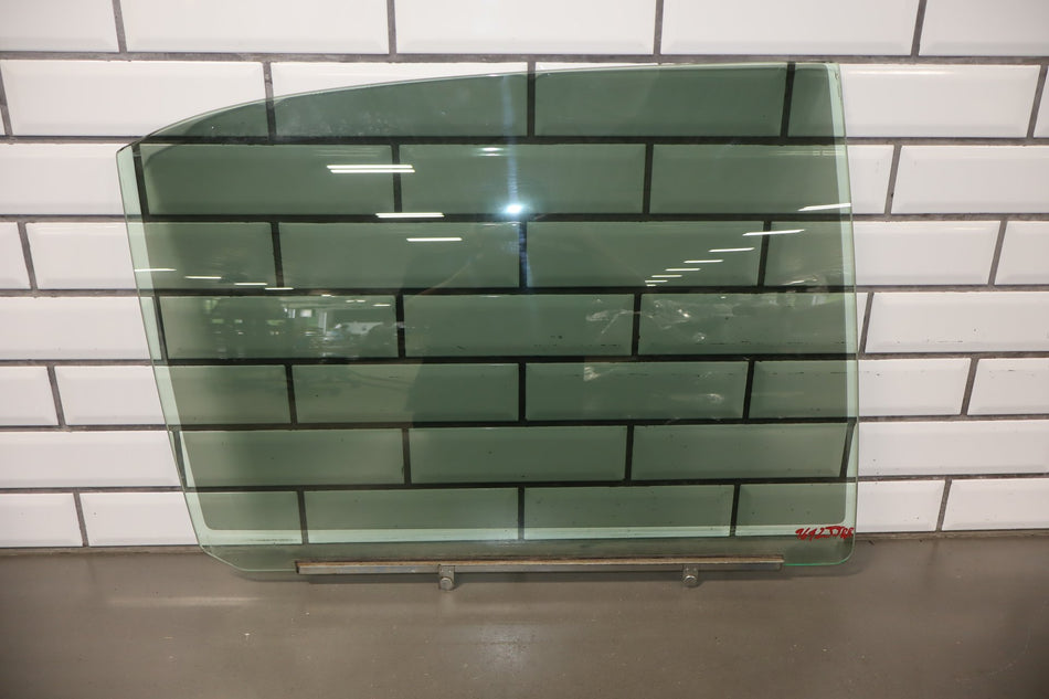 2001-2006 Lexus LS430 Right Rear Door Window OEM