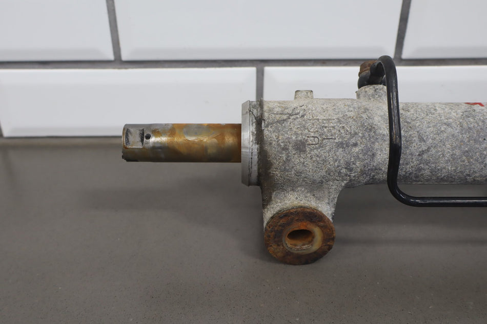 2004 Lexus LS430 F30- Steering Gear