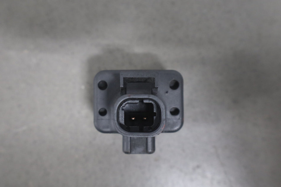 2003-2004 Hummer H2- Front Bumper Sensor 15177813