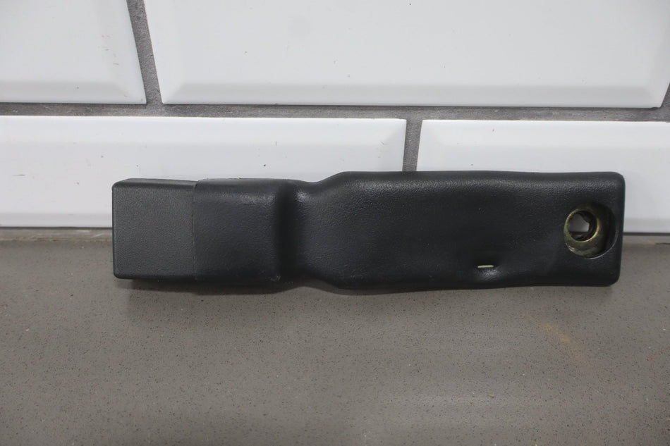 2003 Ford F-250 Super Duty- Right Front Seat Belt Buckle