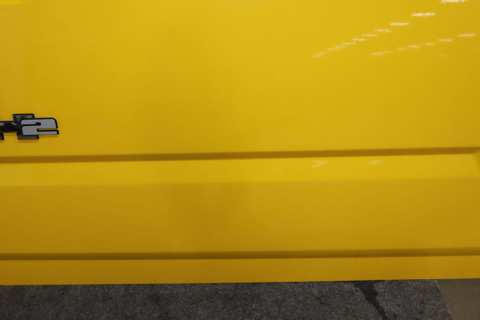 2005 Hummer H2- Left Front Door