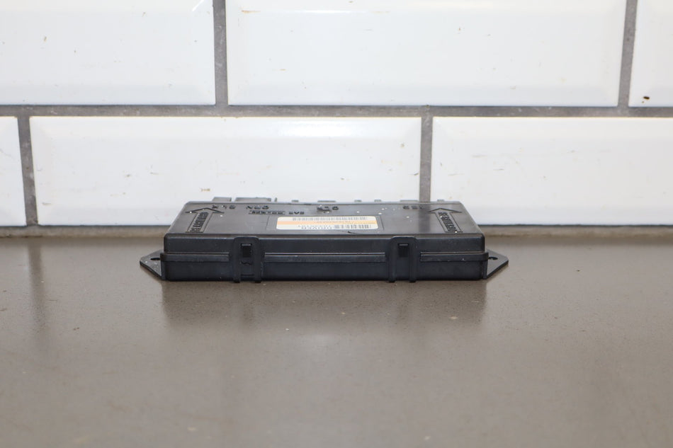 2000-2004 Chevrolet Corvette Driver Left Door Control Module 10342159
