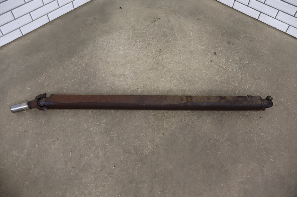 1995 Chevrolet Suburban 2500 GMT400- Rear Drive Shaft