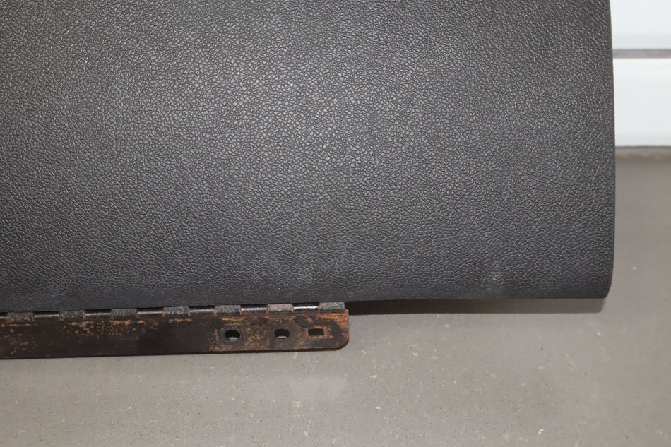 2008 Hummer H2- Glove Box