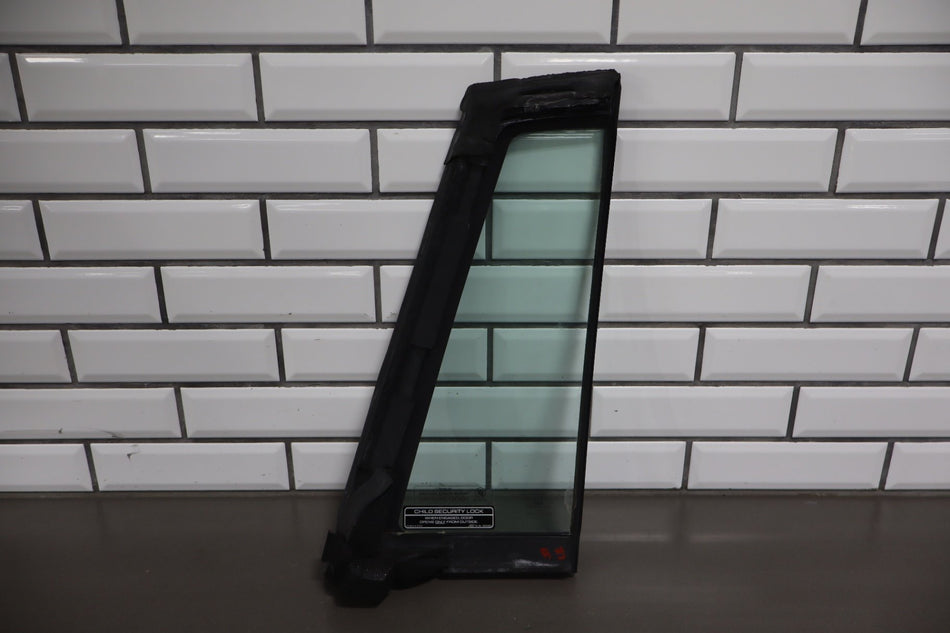 1995 Buick Roadmaster Left Rear Vent Window OEM
