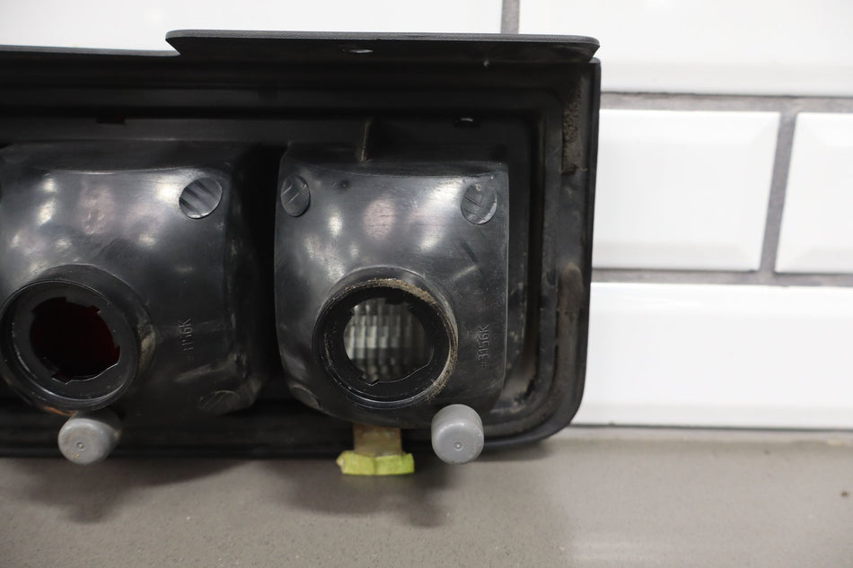 2006 Hummer H2- Right Tail Light