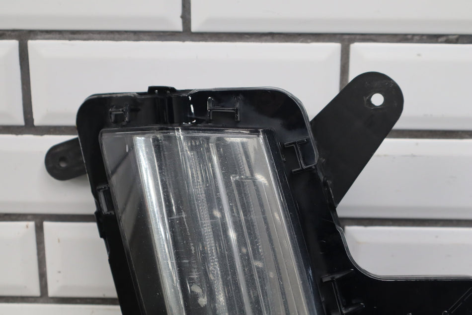 2015-2020 Cadillac Escalade Right Front Lamp 84018691 OEM