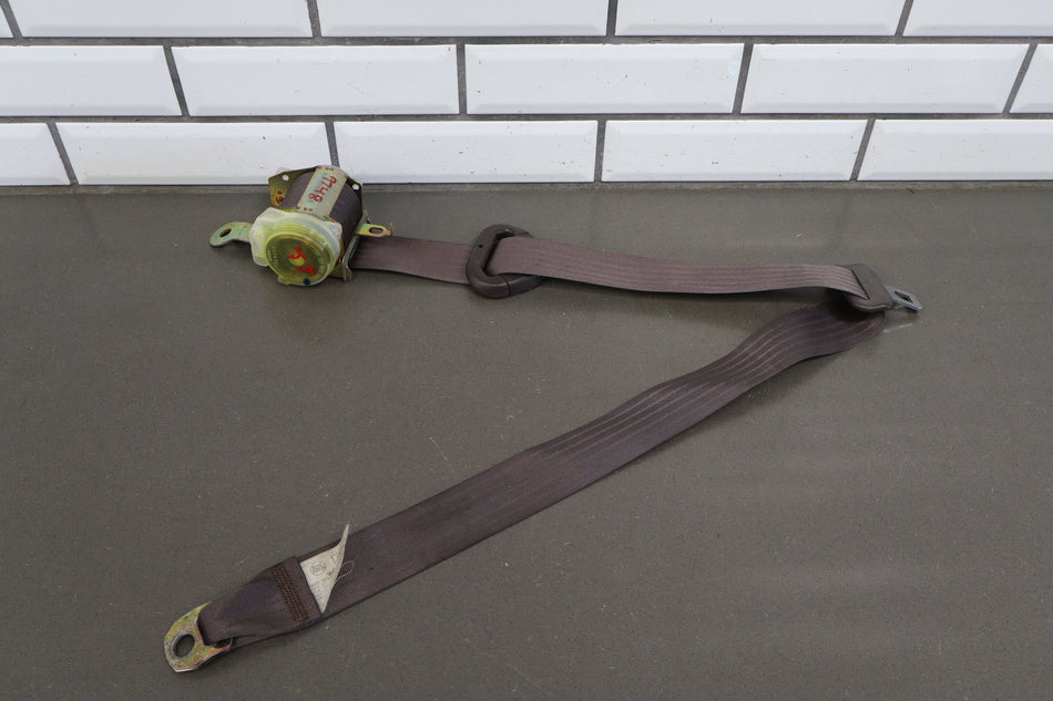 1991-1997 Toyota Land Cruiser Toyota Land Cruiser Right Front Seat Belt Grey