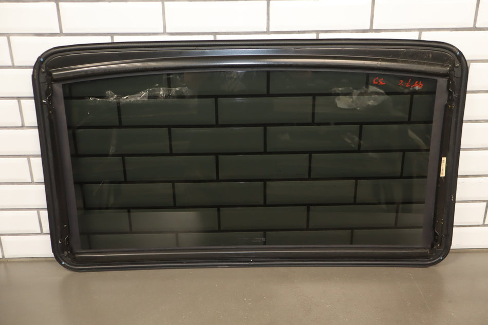 2003-2009 Hummer H2- Sunroof Glass Window 15781625