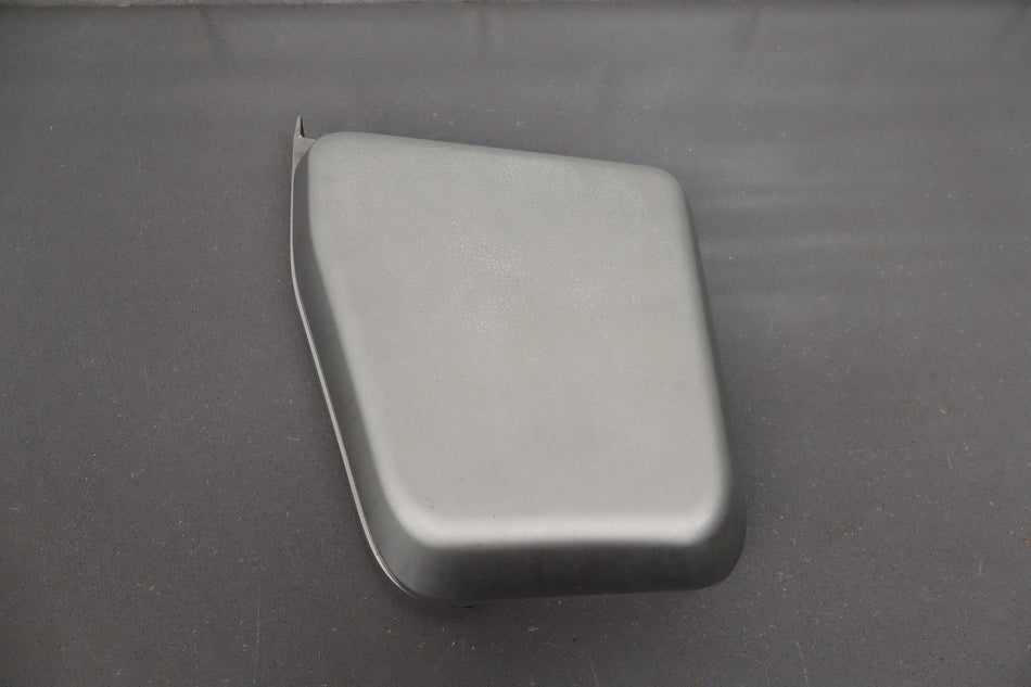 2003-2009 Hummer H2 - RH Passenger Cowl Vent Panel Cap Pewter 11