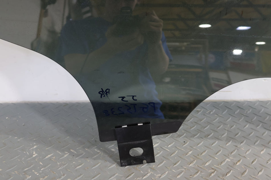2016 Tesla X- Right Rear Door Window