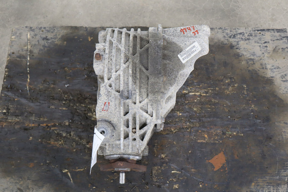 2011-14 Dodge Challenger R/T Rear Differential 3.92 DMH Carrier
