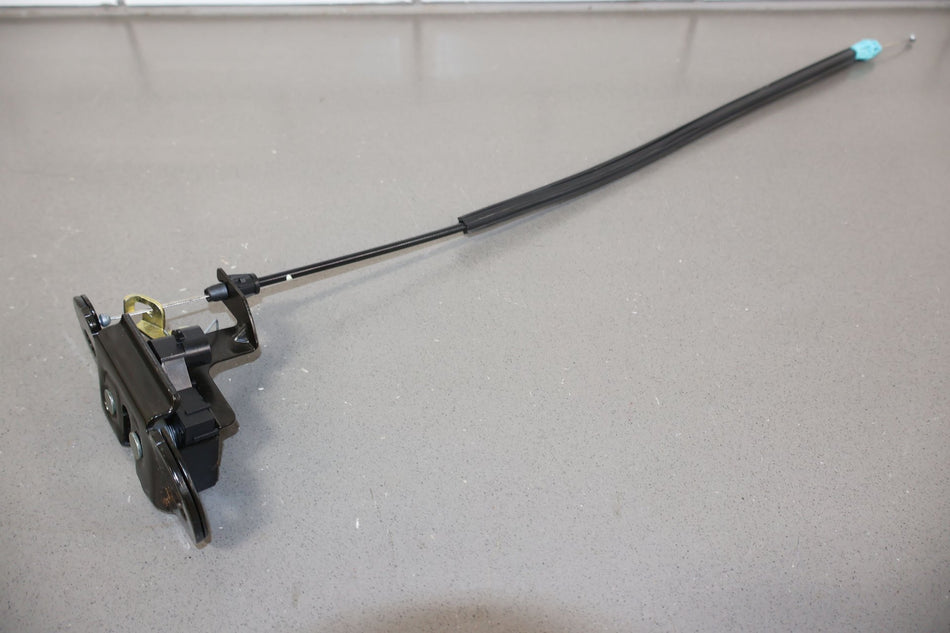 2003-2009 Hummer H2 Rear Hatch Latches W/ Release Cables