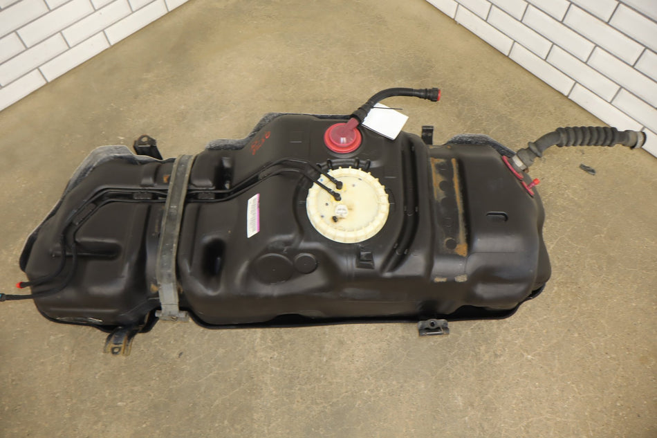 2005-2007 Toyota Sequoia Fuel Tank OEM