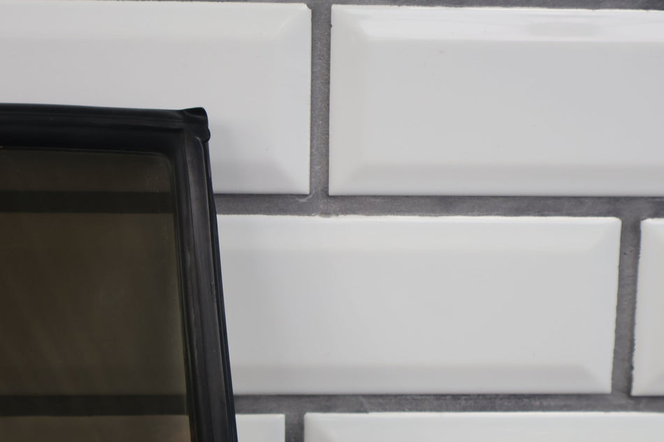 1996 Lexus LX450- REAR VENT GLASS/WINDOW