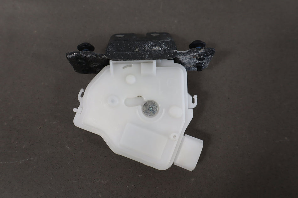 2012-2017 Fiat 500 (1.4L Turbo 2-Door) Hatch Lid Latch
