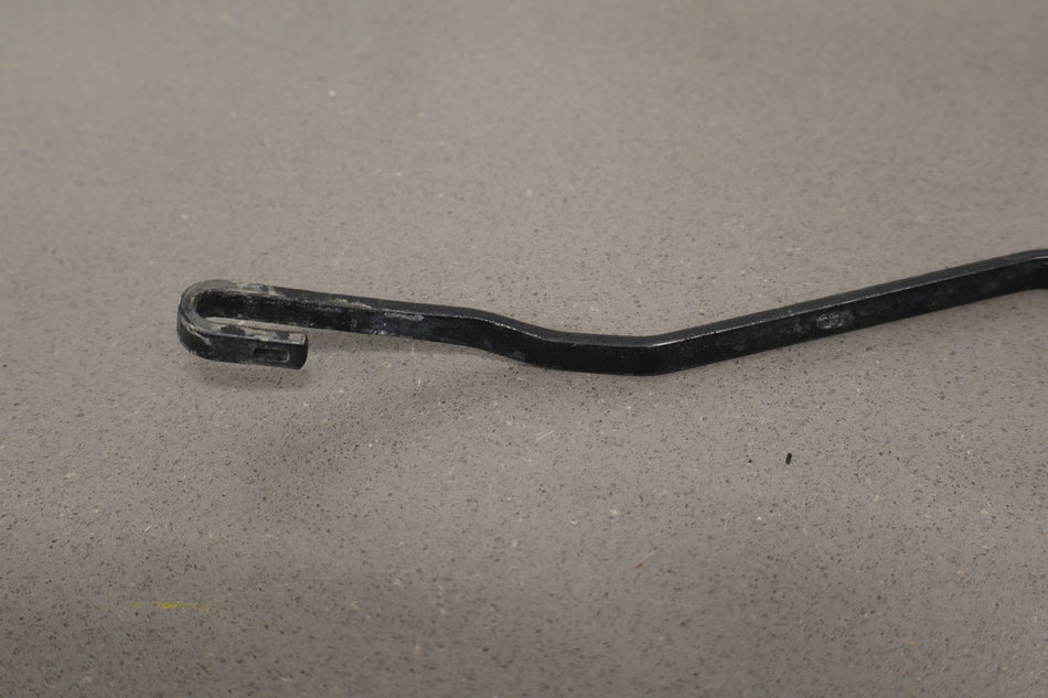 2003-2009 Hummer H2- Wiper Arm Pair