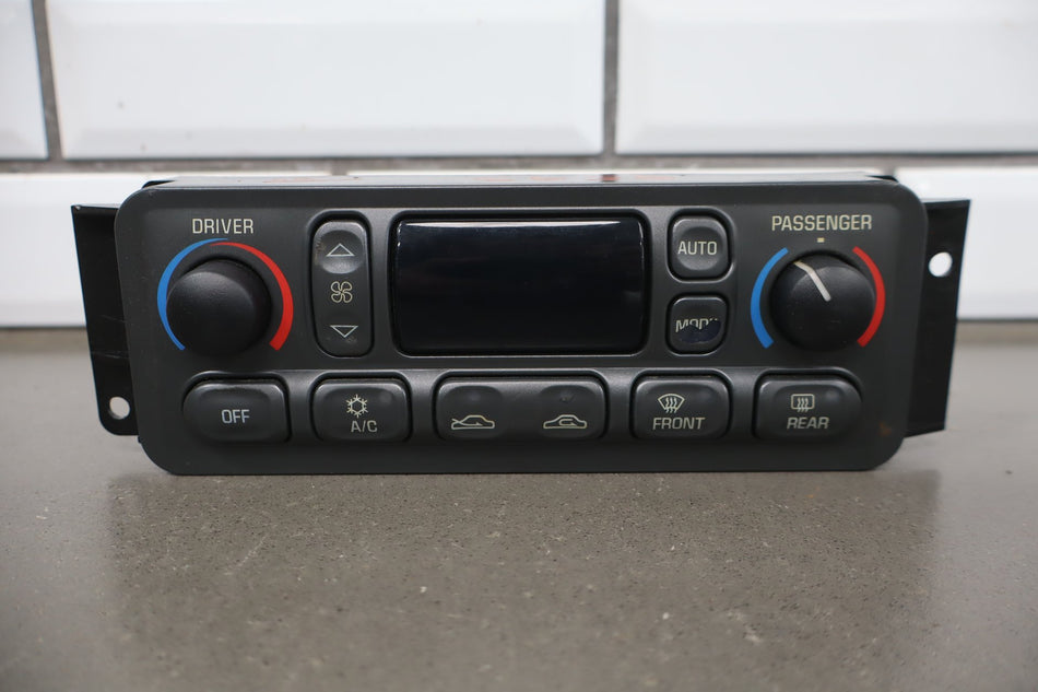 1997-2004 Chevrolet Corvette Automatic Temperature Climate Control CJ2