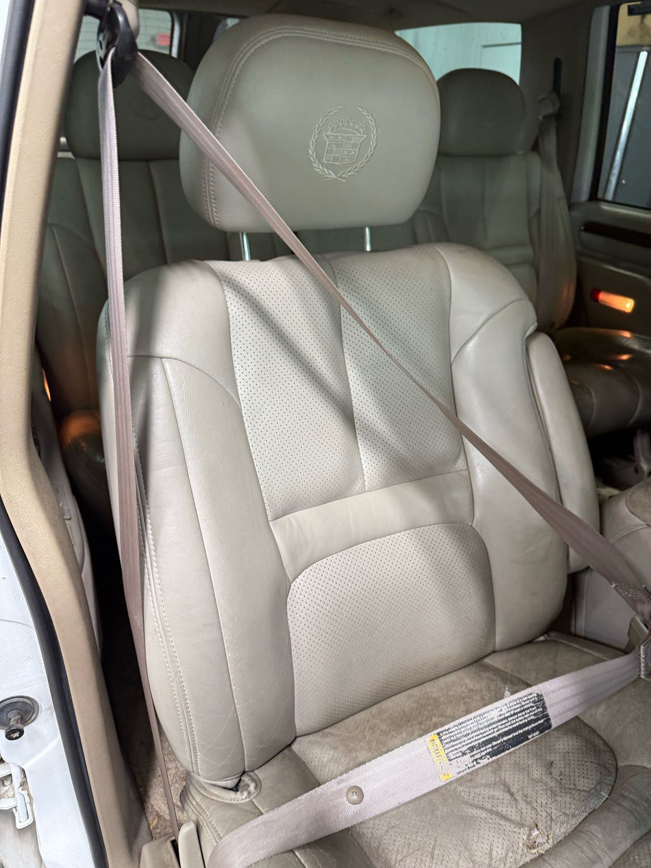 2000 Cadillac Escalade- Front Seat Belt
