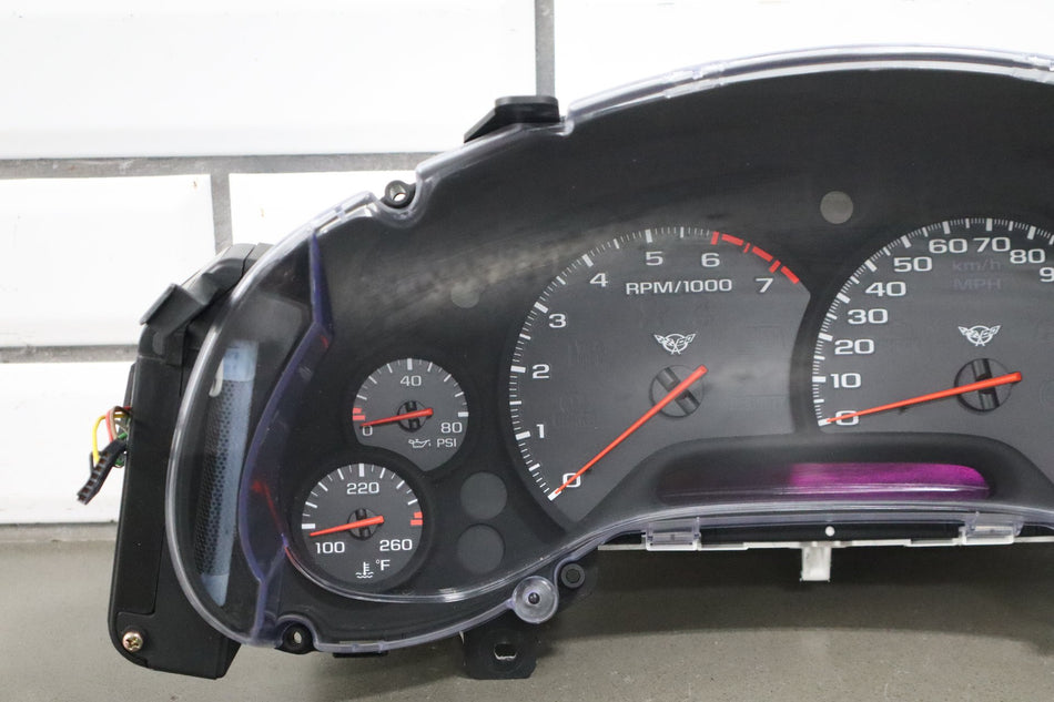 1997-2004 Chevrolet Corvette C5 - Instrument Cluster 10408309
