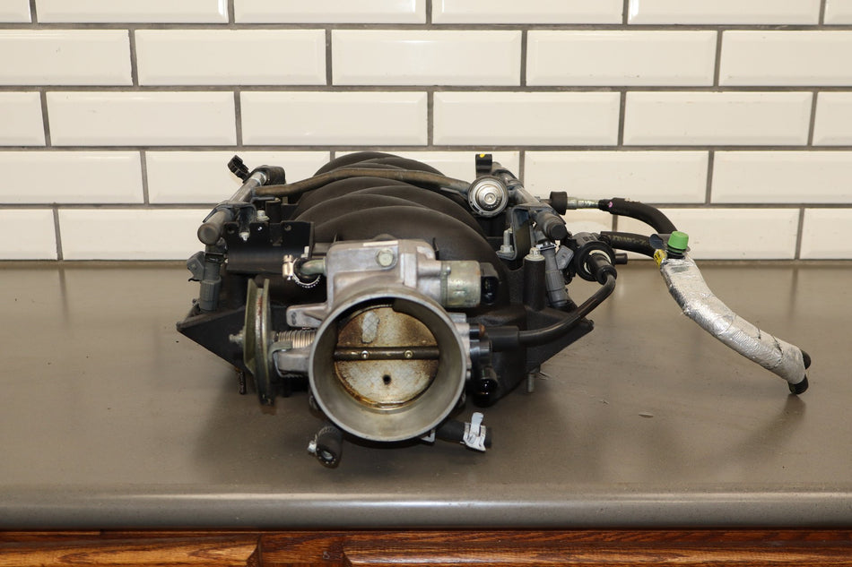2001-2004 Chevrolet LS1 5.7L Intake Manifold W/ Fueling, Throttle Body