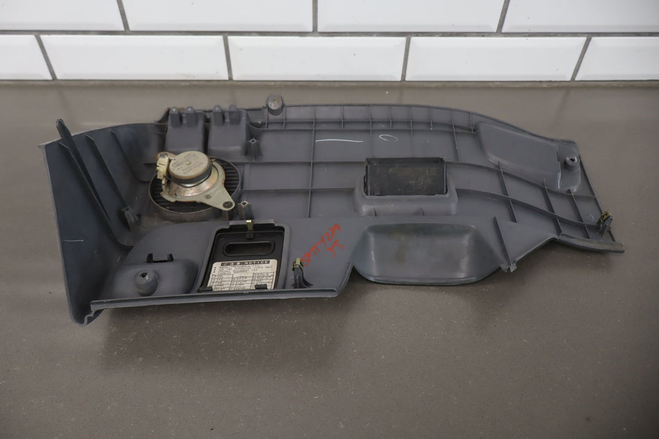 1991-1992 Toyota Land Cruiser Left Driver Under Column KNEE PAD