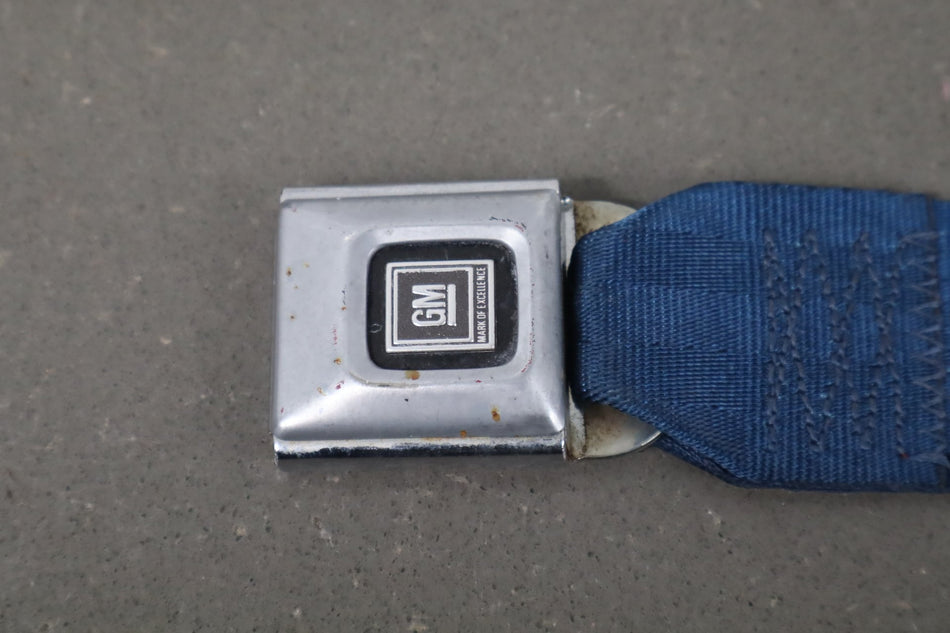 1982-1984 Chevrolet Corvette Right Front Seat Belt Buckle OEM
